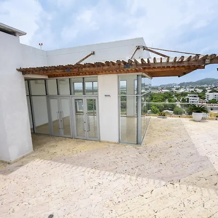 Ocean Drive 410 Apartment *