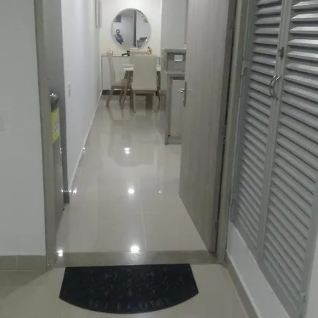Ocean Drive 410 Apartment